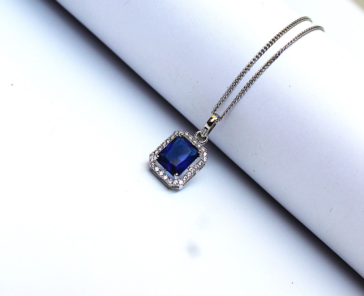 925 silver blue sapphire pendant