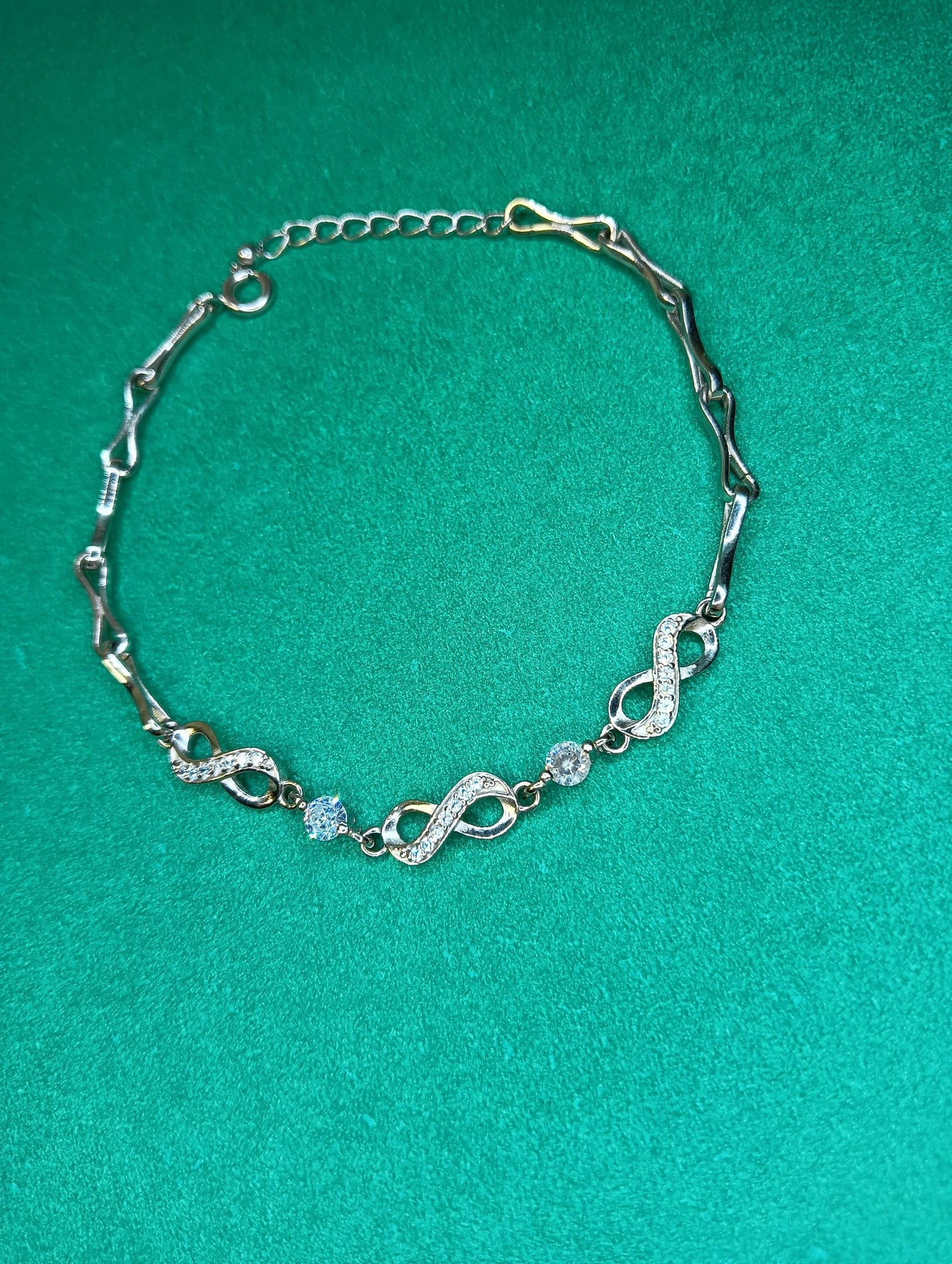 Silver Infinity Bracelet for DIVAs