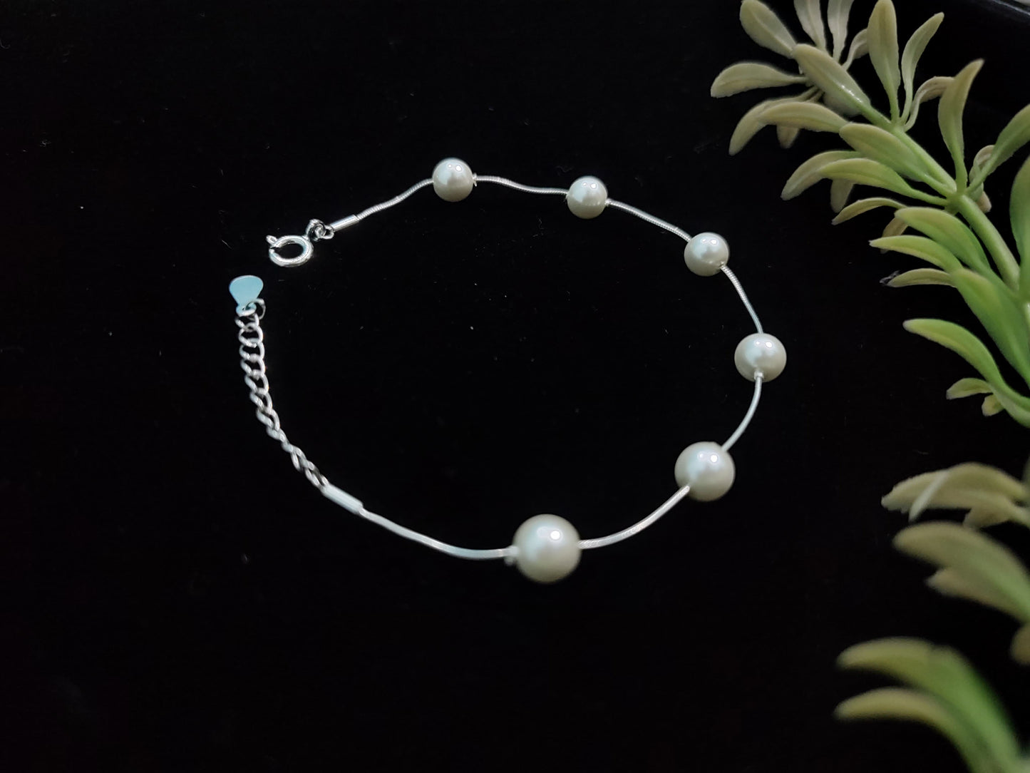 Single Layer Pearl Bracelet