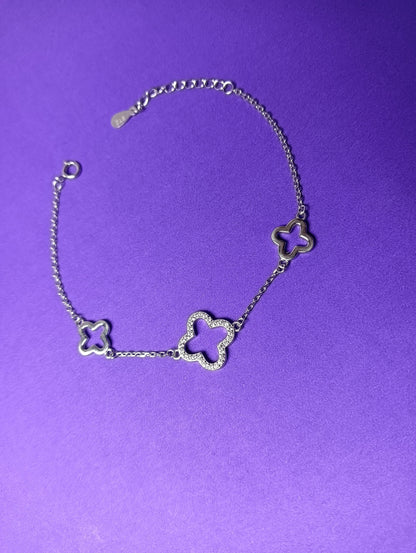 Charming Silver Clover Bracelet